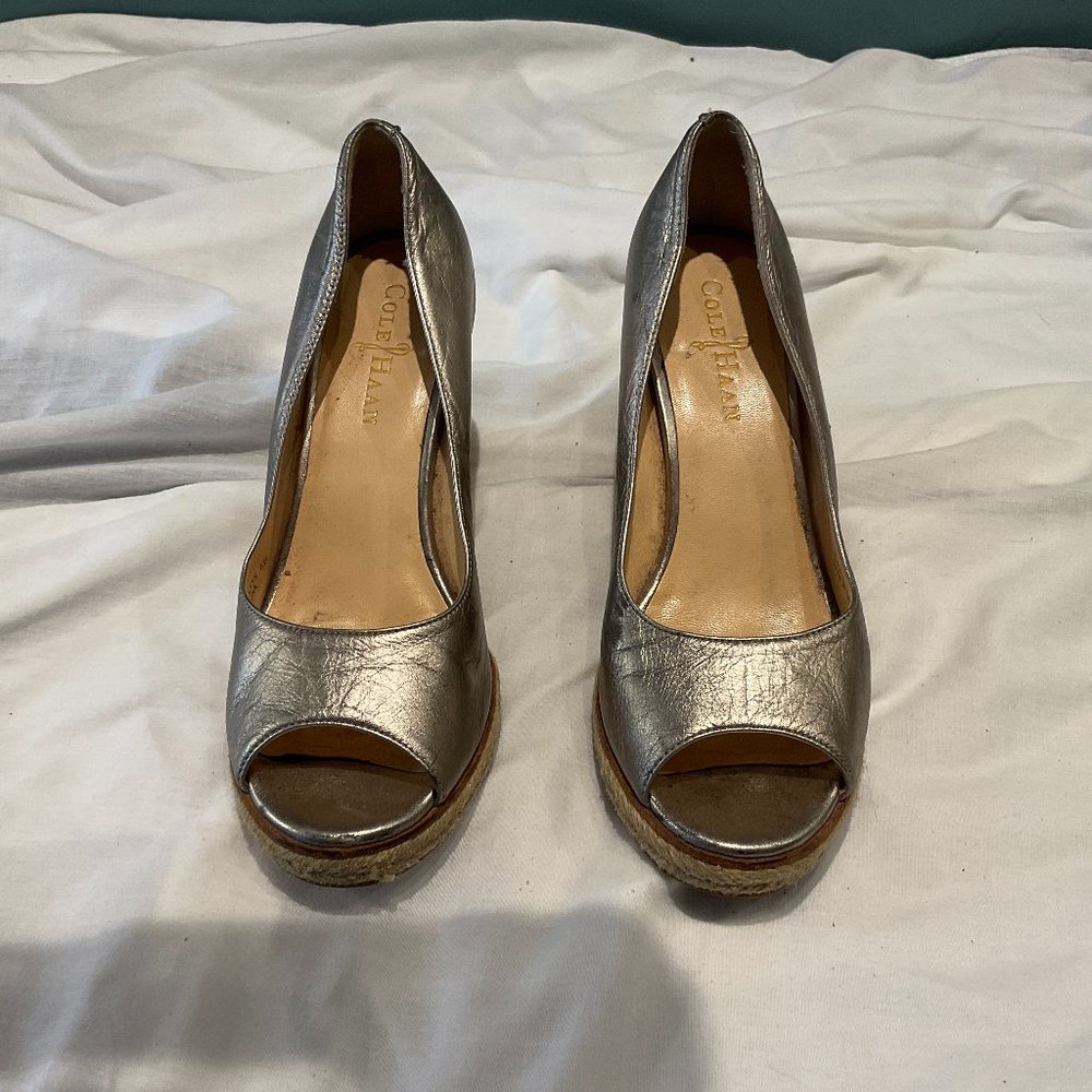Cole Hahn Champagne/Cork Peep Toe Wedges Size 6